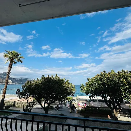 Vacanze Di Isabella Stoia Holiday home Giardini Naxos